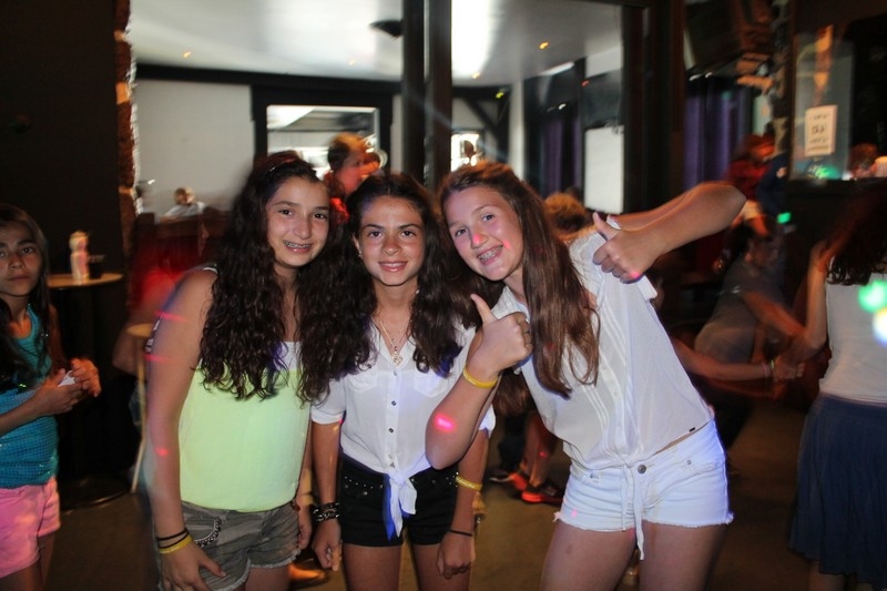 Village Camps International Summer Camp Leysin, Switzerland 2025-08-09 https://www.villagecamps.com/journals_admin/images/682-17-disco (16).jpg